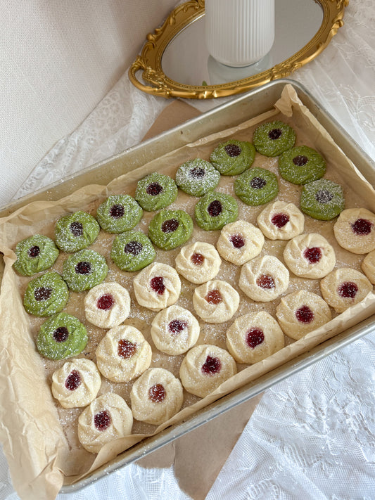 Rositas de Té – Piped Butter Cookies with Jam